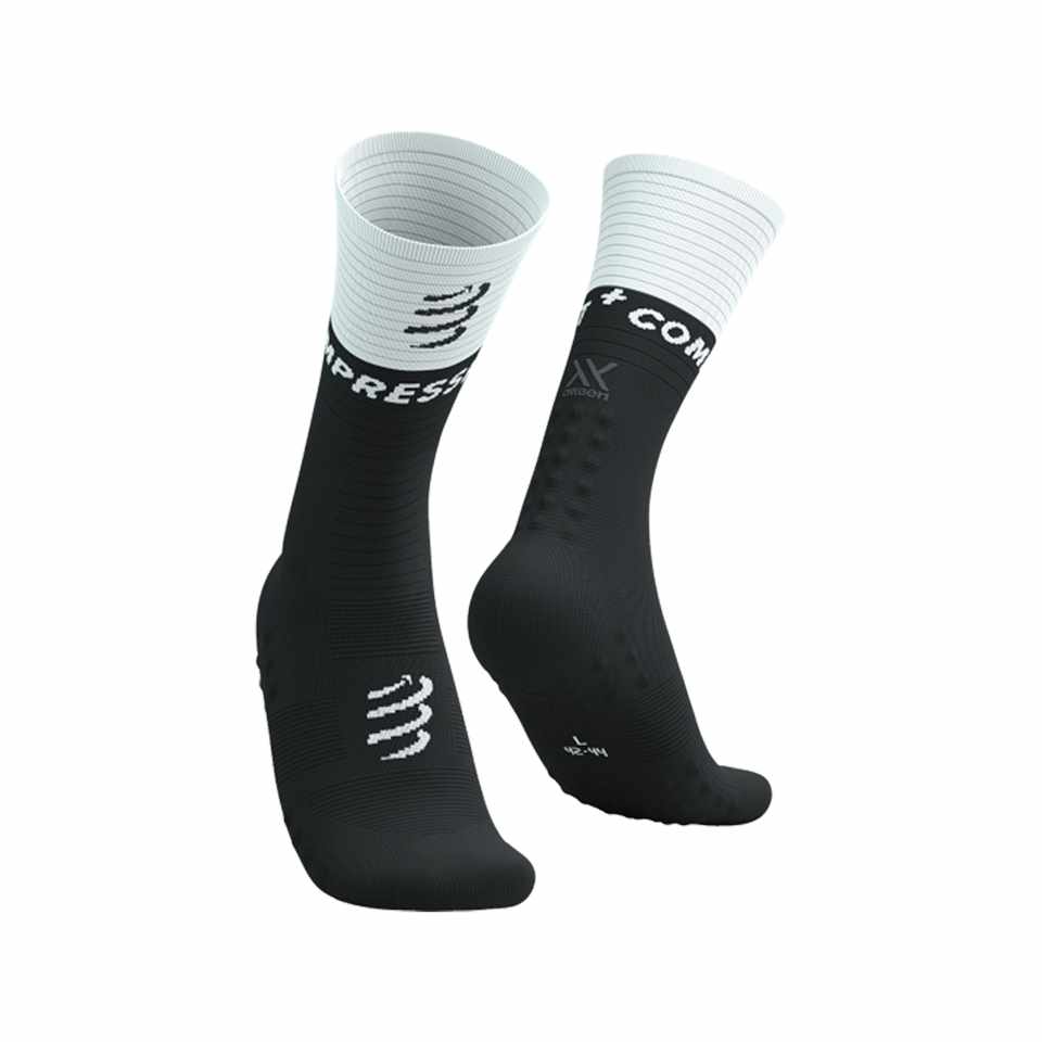 Trakks COMPRESSPORT Mid Compression Socks V2.0 Accessoires Textielaccessoires Unisexsokken
