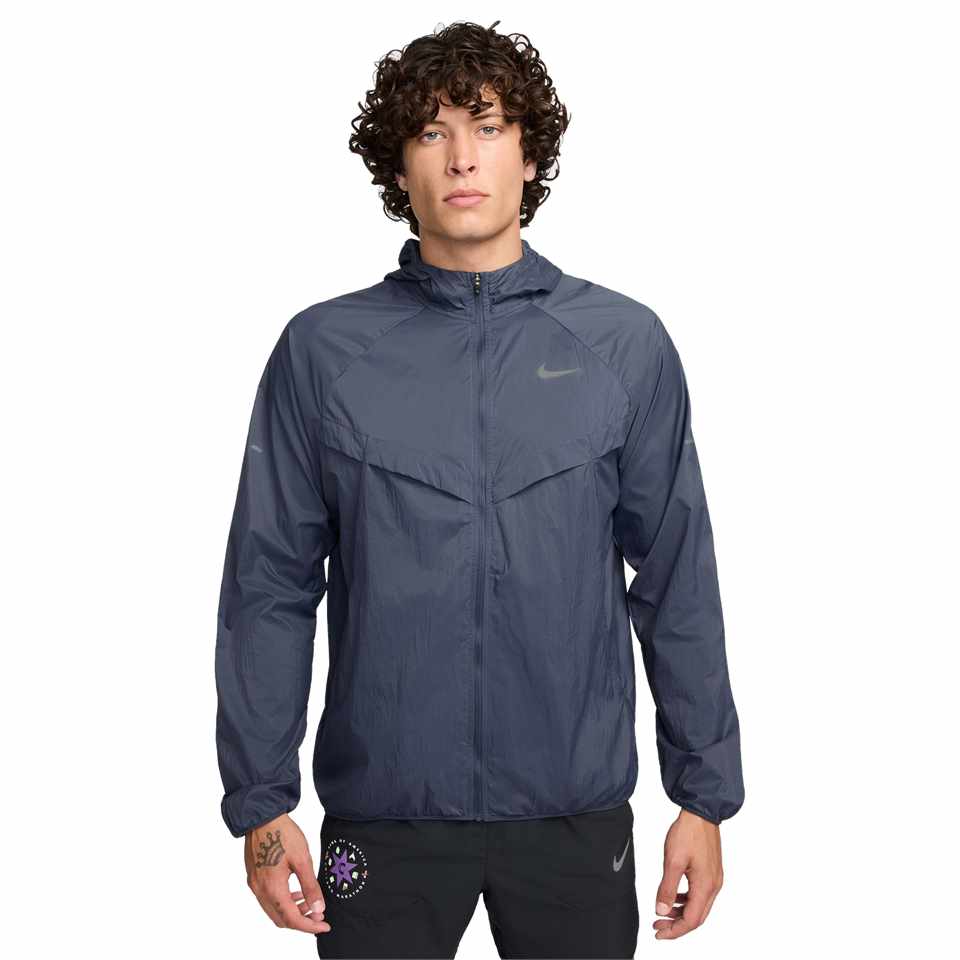 Trakks NIKE Stride Dri-FIT Running Jacket Men Men s Clothing Jackets and windstoppers
