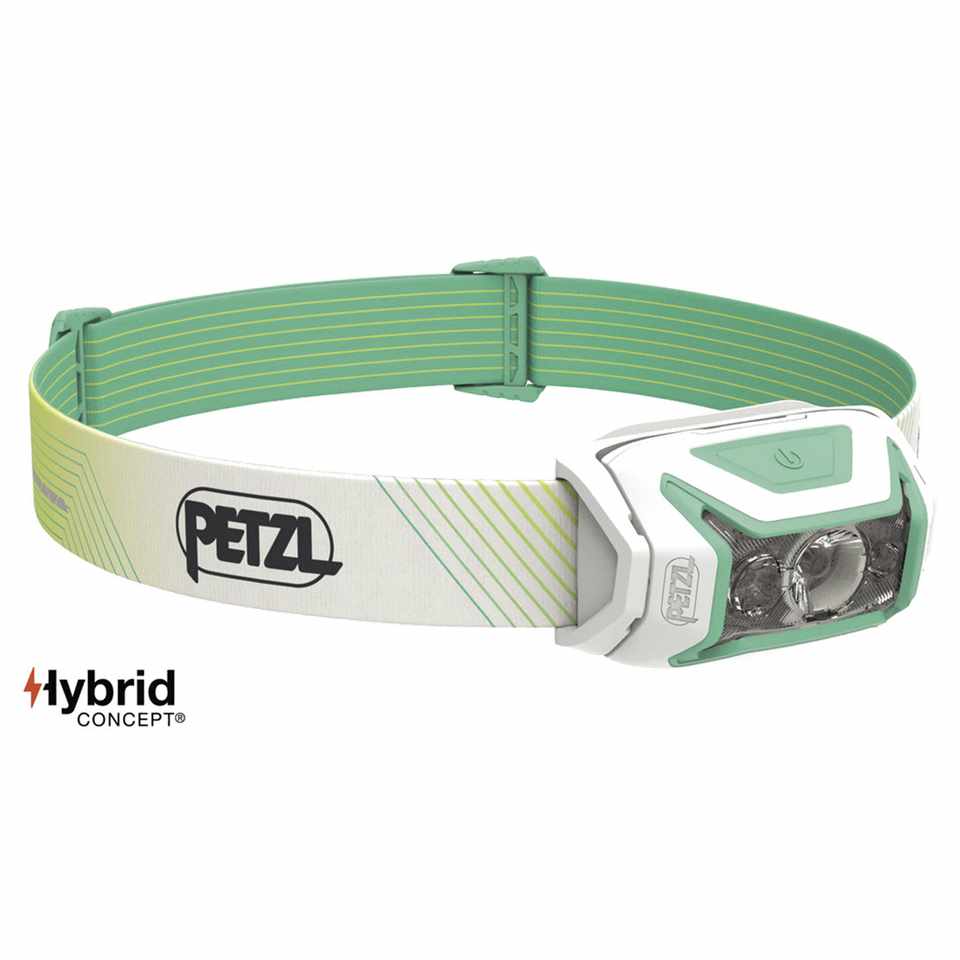 Trakks PETZL Actik® Core Electronics Electronics Headlamps