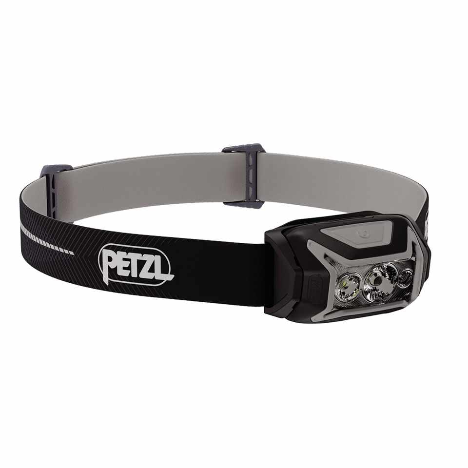 Trakks PETZL Actik Core Electronics Electronics Headlamps