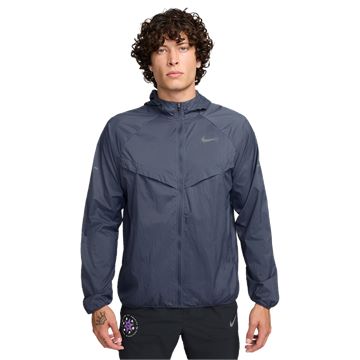 Trakks NIKE Stride Dri-FIT Running Jacket Men Men s Clothing Jackets and windstoppers