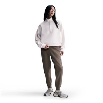 Trakks NIKE WMNS 24/7 ImpossiblySoft Ladies Ladies Clothing Sweaters
