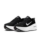 Trakks NIKE Vomero Plus Homme Chaussures Homme Route